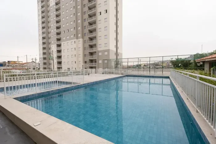 Imóvel a venda já mobiliado em condomínio clube! A oportunidade do seus sonhos em Ferraz!