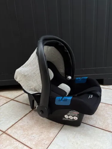 Bebê conforto burigotto touring