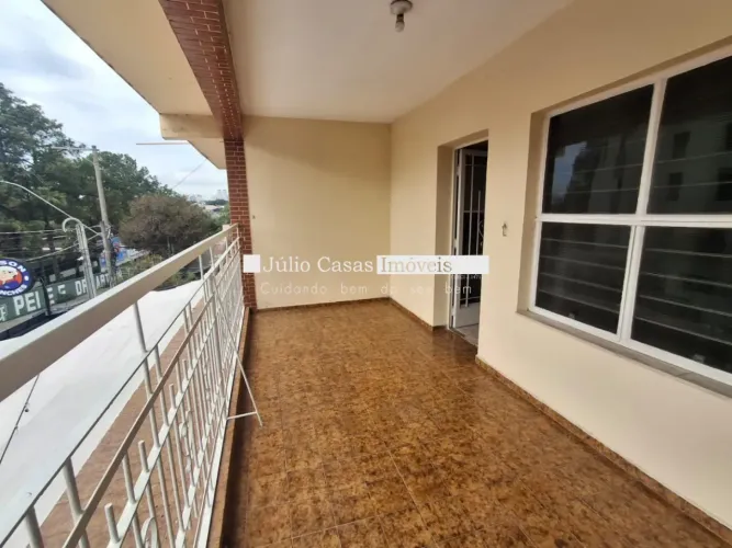 Apartamento com 2 dormitórios e no 1º andar com 90,00 m² na Vila Jardini