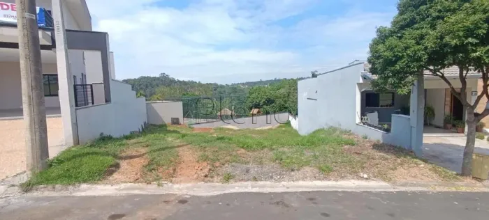 Terreno à Venda no Condomínio Villa do Sol em Valinhos, no bairro Jardim São Marcos.