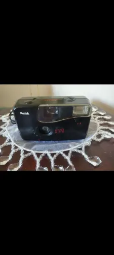 Vendo câmera fotográfica antiga.