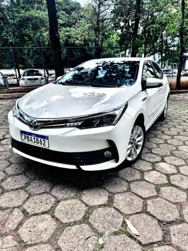 Mercedes-Benz C-200 Avantgarde 2.0 TB 16V 184cv Aut. 2015