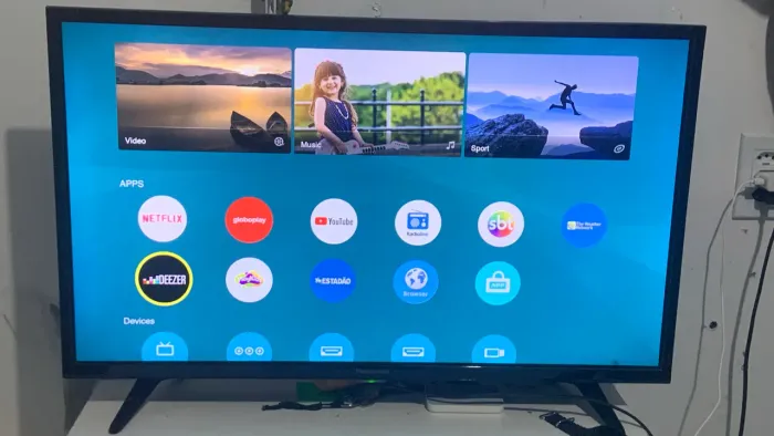 TV SMART PANASONIC 32? POLEGADAS SEMI NOVA 