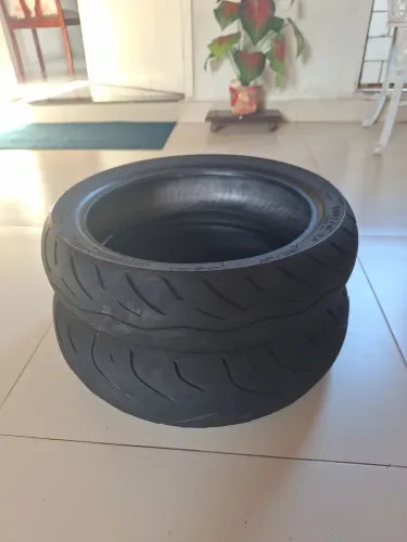 Pneus NMAX