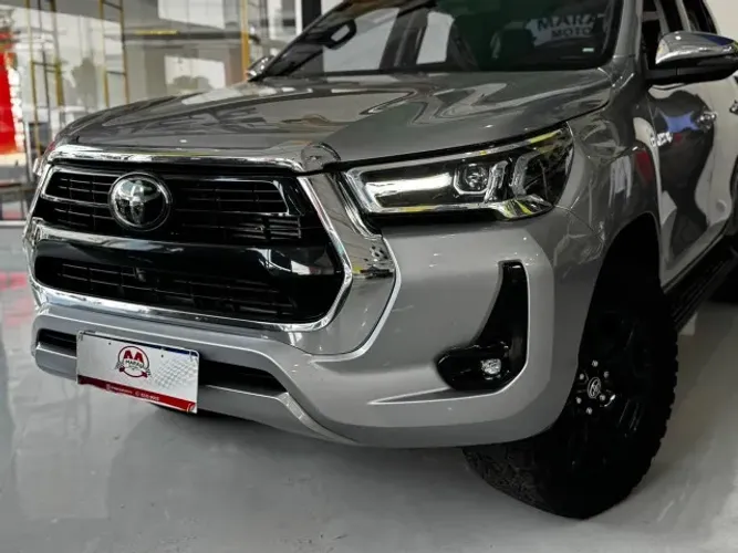 Toyota Hilux CD SRX 4X4 2.8 TDI 16V Diesel Aut. 2023