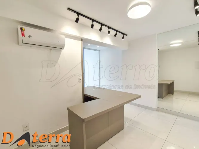 Sala Comercial na Avenida Champagnat - Praia da Costa