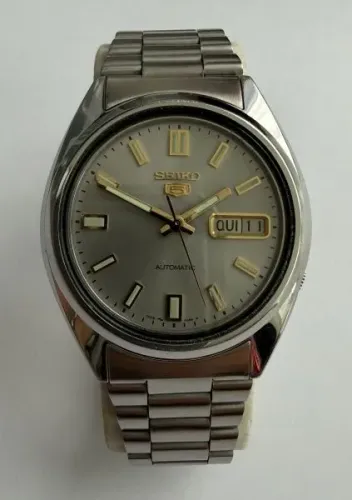 Relógio Seiko 5 Clássico Vintage