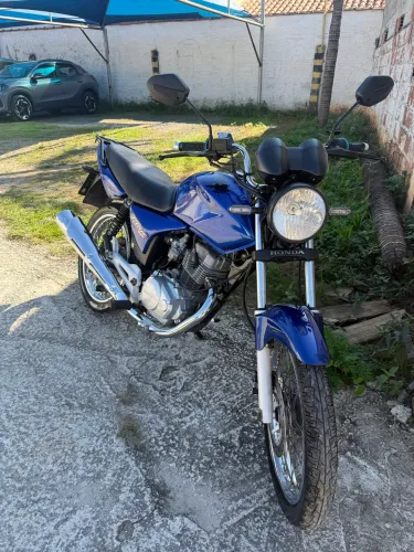 Moto para o dia a dia pra viajar revisada