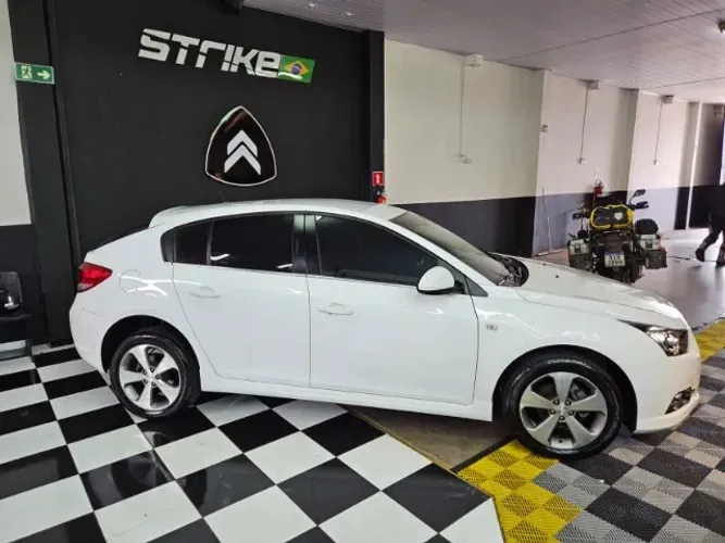 Chevrolet Cruze HB Sport LT 1.8 16V Flexp. 5P AUT 2014