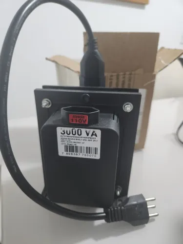Auto transformador 3000VA