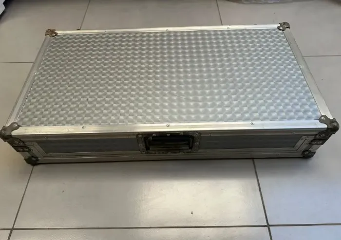 Case Com Plataforma Para Mixer E Cdj's Pequenas