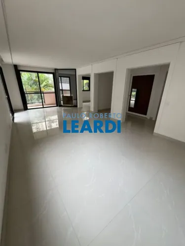 APARTAMENTO - MORUMBI - SP