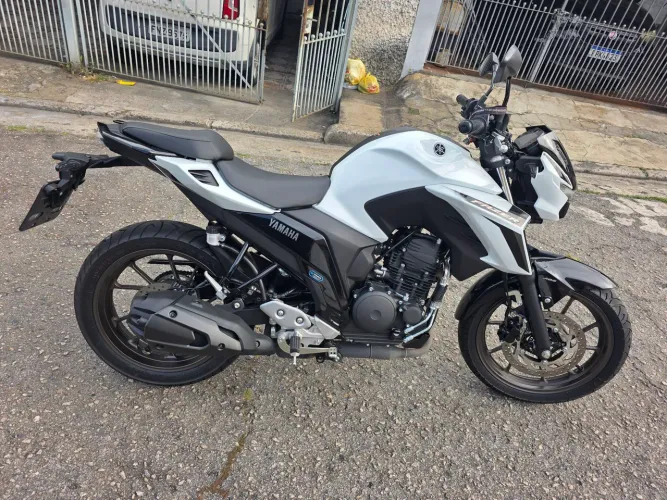 FZ25 FAZER ABS CONNECTED
