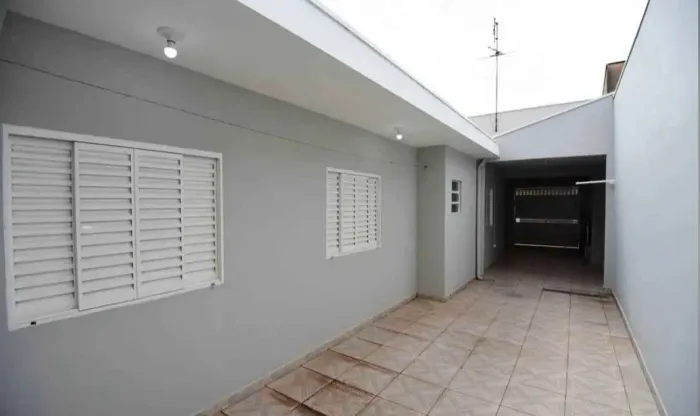 B.D Casa em Itapevi PRÓXIMA À ESTAÇÃO