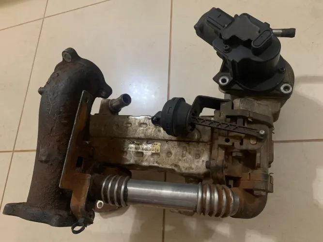 Conjunto + EGR Ssangyong Korando Troco pela New Actyon