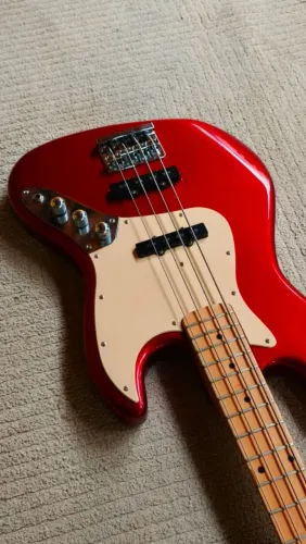 Contrabaixo Jazz Bass Tagima 4 cordas