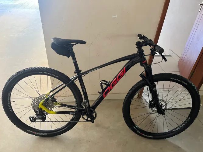 Bicicleta Oggi Big Wheel 7.3 (1 mes de uso)