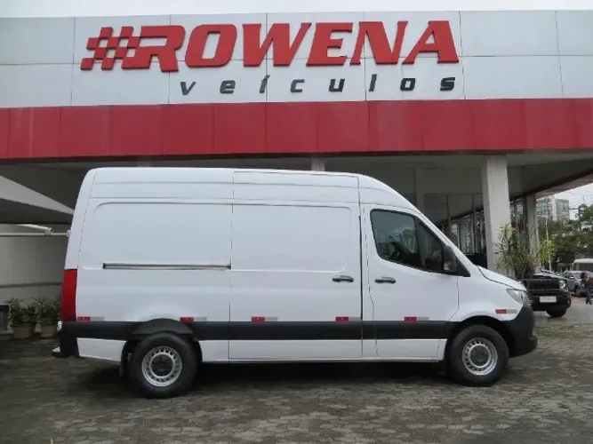 Mercedes-Benz Sprinter 417 Furgão L.t.a. Diesel (e6) 2024