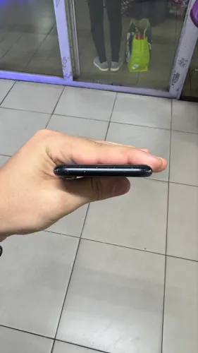 iPhone XR 64GB