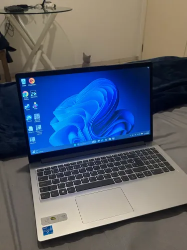 Notebook Lenovo IdeaPad 1 15IAU7 - 8 GB Ram 477 GB
