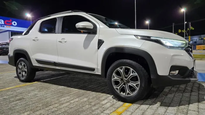 Fiat Strada Volcano 1.3 Flex 8V CD 2022