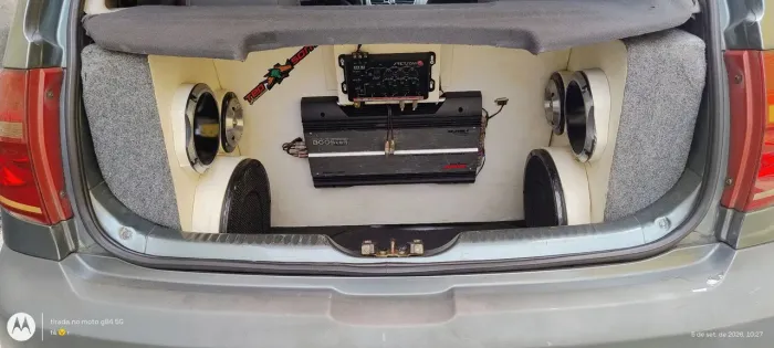 Vendo projeto de som automotivo completo em ótimo estado de conservação