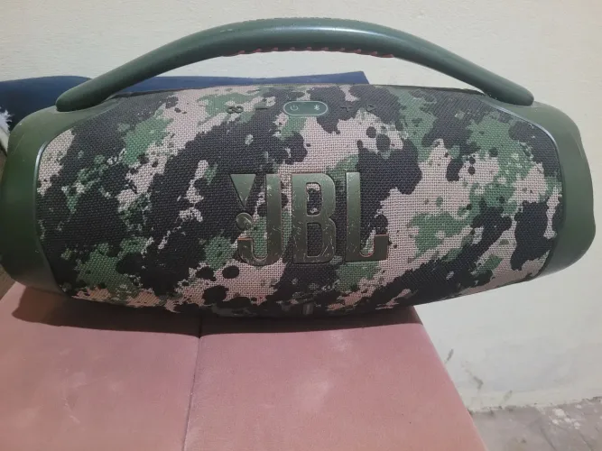 Vende-se bom box 3