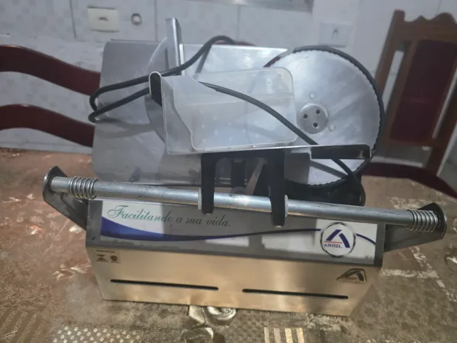 Cortador de frios