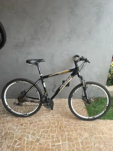 Bicicleta Mosso Odyssey Aro 26 - Alumínio, Freio a Disco, Shimano Deore LX