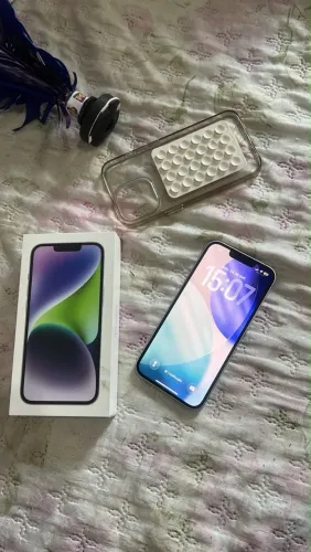 IPhone 14 128 gb bateria 82 ? todo original nunca foi trocado nada