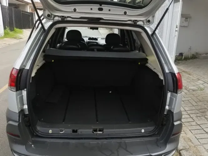 Fiat Palio Weekend Adventure Locker 1.8 Flex 2010