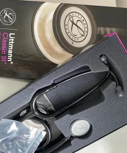 Estetoscópio Littmann classic III preto