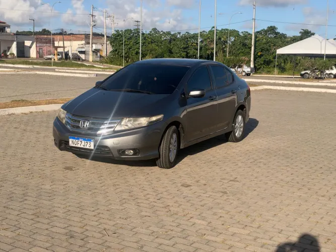 Honda City Sedan LX 1.5 Flex 16V 4P Aut. 2013
