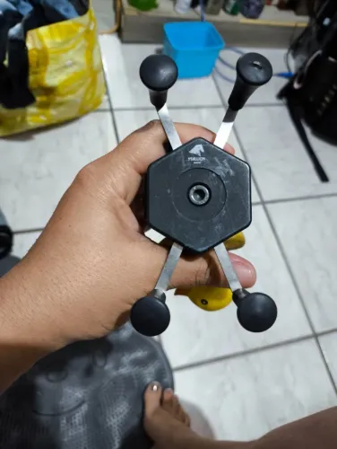 Suporte de celular para moto