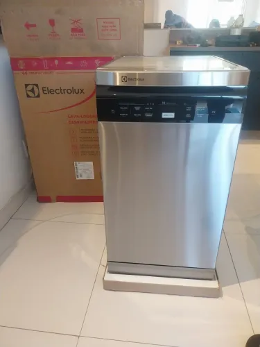 Vendo maquina de lavar Electrolux nova na caixa