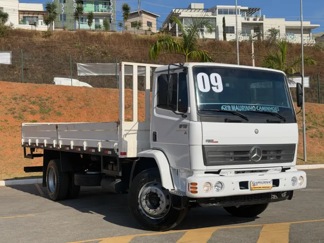 MB 1718 ANO 2009 CAMINHÃO TOCO CARROCERIA
