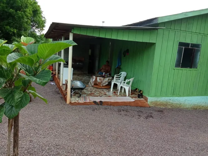 Vendo Chácara nas Marinas de Boa Vista.