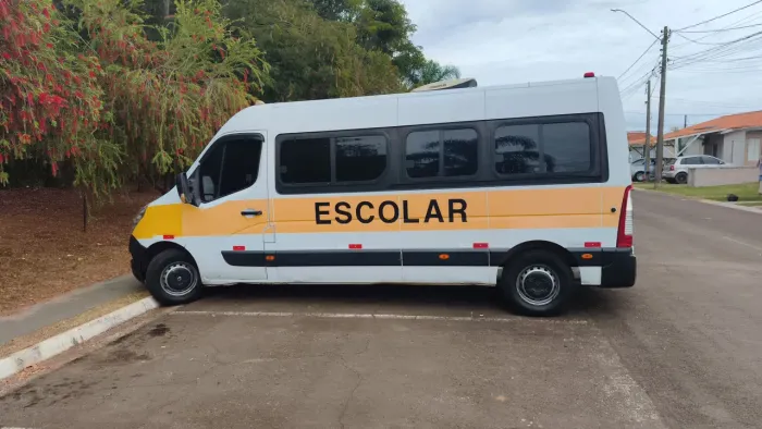 Renault Master 2.3 DCI STD Medio Esco. 20L Dies. 2015