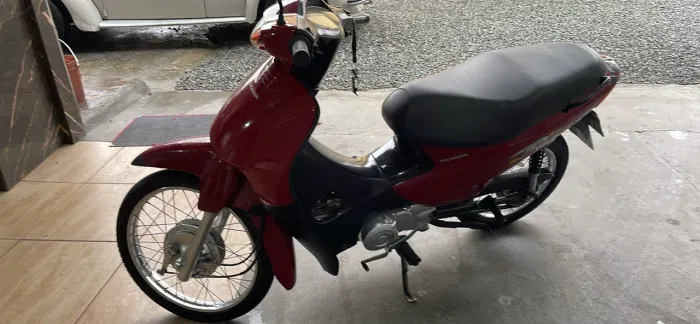 Vendo Biz 100 com partida