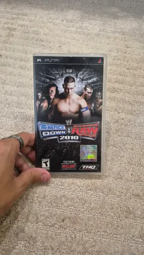 Jogo psp smackdown vs raw 2010 psp