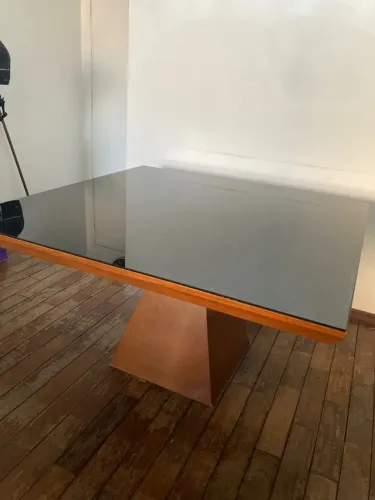 Mesa de Madeira com Vidro Temperado!