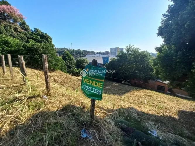 Ótimo terreno à venda na Rua Tristão de Alencar, Primavera, Novo Hamburgo, com área total 