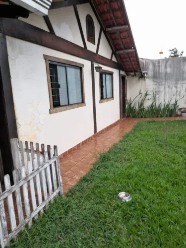 Casa para Venda em Londrina, San Remo, 3 dormitórios, 1 suíte, 3 banheiros, 5 vagas