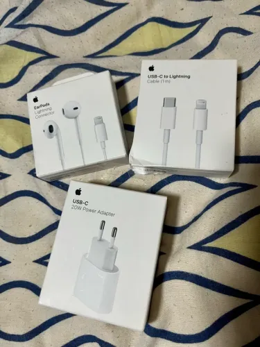 Fone, carregador e cabo Apple Originals