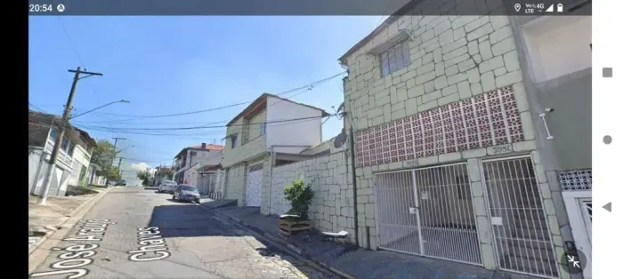 Casa à venda na Vila Yolanda, Osasco: 5 dormitórios, 5 banheiros, 5 cozinhas e muito mais!