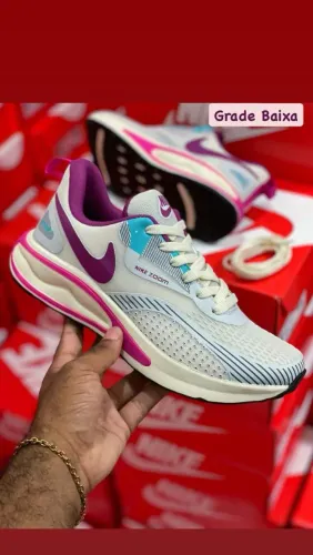 Nike Zoom Feminino Training | Amortecimento Responsivo, Mesh Respirável e Design Esportivo