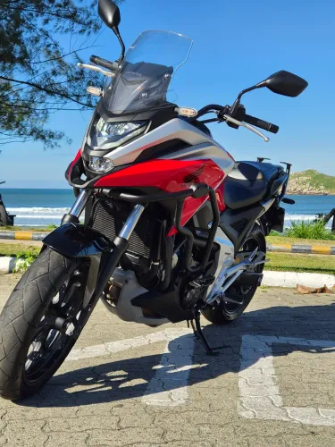 NC 750X 2025 impecável 