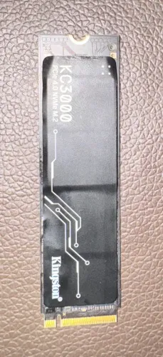 SSD 1TB Kingston KC3000, M.2 2280 PCIe, NVMe, Leitura: 7000MB/s e Gravação: 6000MB/s