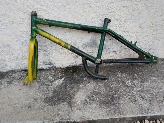 Vendo quadro de bicicleta cross