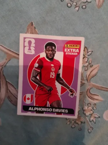 Figurinha Extra  Legend Base Bordo Alphonso Davies